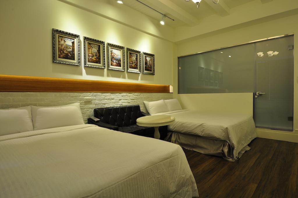 Young Motel T'ai-tung Rum bild