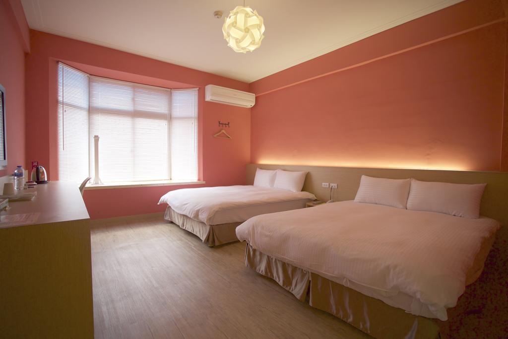 Young Motel T'ai-tung Exteriör bild